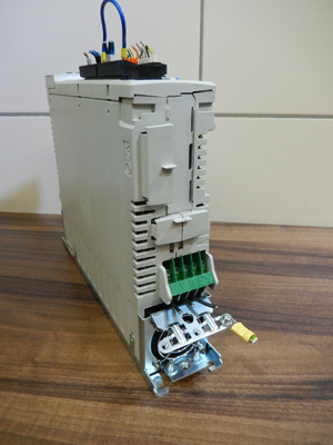 3098-0087 EMERSON SERVO DRIVE 9.9AMP 3-FASE 380-480V 50/60HZ