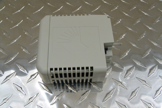 De MODULES 4-KANAAL THC/MV van EMERSON 8105-Ti-TC I/O INPUT100% Nieuwe Origineel