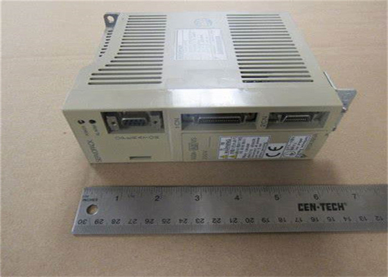 Yaskawa SGDA-A3VS AC SERVO VERSTERKER 200-230V Optioneel CE 1.3/0.42A 30W