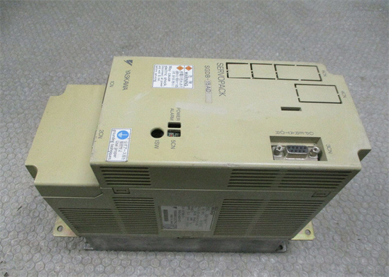 Yaskawa SGDB-15AD AC SERVO VERSTERKER 200-230V 8A 0.85KW 3 FASE Positieregeling