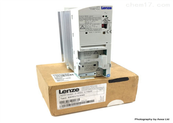 Lenze E70ACMSE0104SA1ETR SERVO-INVERTER I700 10 A MAX KORTE TIJD UITGANGSSTROOM