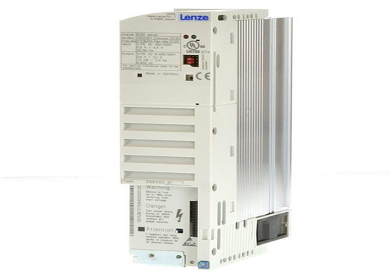 Lenze E82EV152K4C VECTOR FREQUENTIE INVERTER AANDRIJVING 5.5 / 4.4 AMP 50/60 HZ