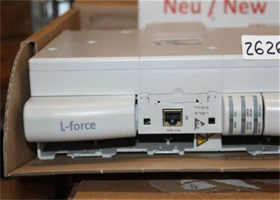 Lenze E94AMHE0094 SERVO AANDRIJVING 9400 SERIE SCHIJVINGEN 9.3 AMP 8KHZ