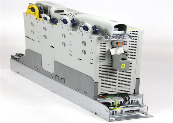 Lenze E94ASHE0044 SERVO-AANDRIJVING 9400-SERIE ENKELE AANDRIJVING HIGHLINE 1,5 KW