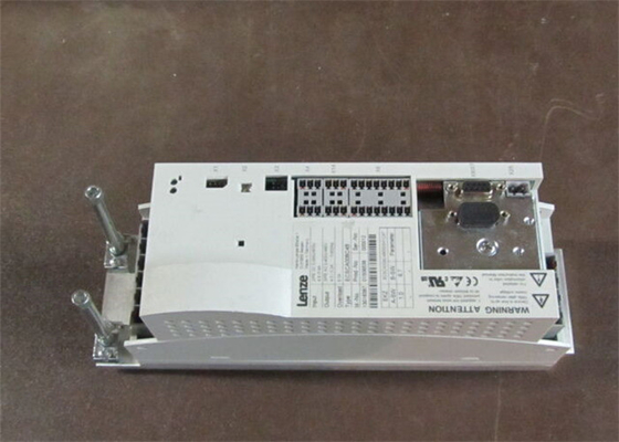 Lenze ECSCA008C4B SERVO-AANDRIJVING INGANGSVERMOGEN: 2/PE DC 0-565 V / 675V 8 AMP