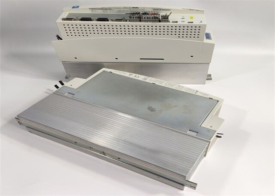 Lenze EVS9322-EP SERVOCONTROLLER 9300 SERIE 400/480 VAC 0,75 KW (1 JP)
