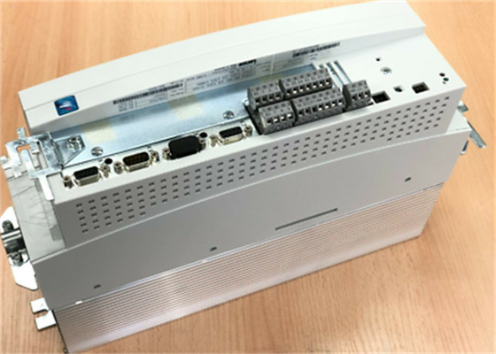 Lenze EVS9323-ER SERVO-CONTROLLER 9300 SERIE 400/480 VAC 1,5 KW (2 PK) SERVO-REGISTER-CONTROLLER