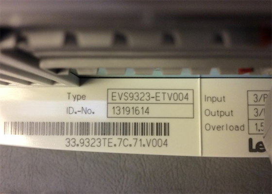Lenze EVS9323-ETV004 SERVO-CONTROLLER 9300-SERIE 400/480 VAC 1,5 KW (2 PK) SERVO-PLC-TECHOLOGIE
