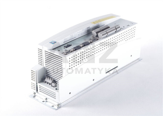 Lenze EVS9324-CSV004 SERVOCONTROLLER 9300 SERIE 400/480 VAC 3,0 KW (4 PK)
