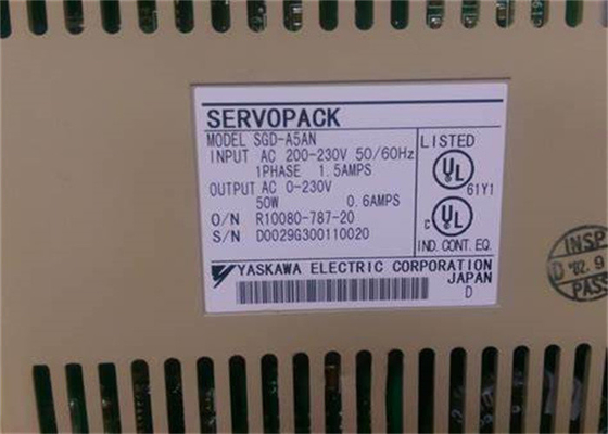 SGD-A5AN Yaskawa 230V AC Servo Drives Brand New In Originele Doos