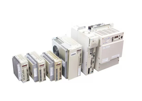 Yaskawa Nieuwe Sgdm-04ac-Sd2b Ac Servo Drives 200w In originele doos