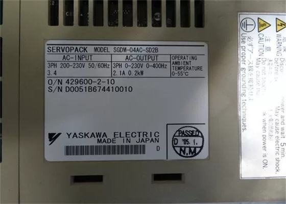 Yaskawa Nieuwe Sgdm-04ac-Sd2b Ac Servo Drives 200w In originele doos