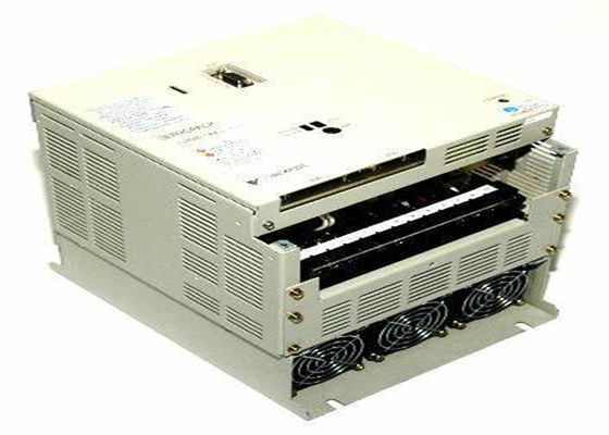 Yaskawa Nieuwe AC Servo Versterker SGDB-44ADGY8 Spanning 200-230V