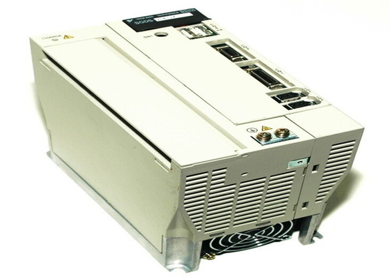 Yaskawa SGDS-20A12A gloednieuwe 200V AC servoversterker in originele doos