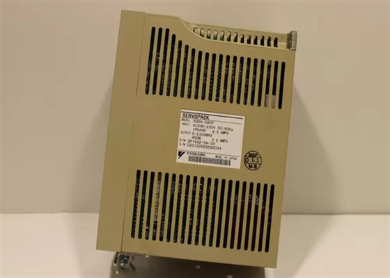 SGDA-04VP Yaskawa gloednieuwe industriële servo aandrijvers originele doos