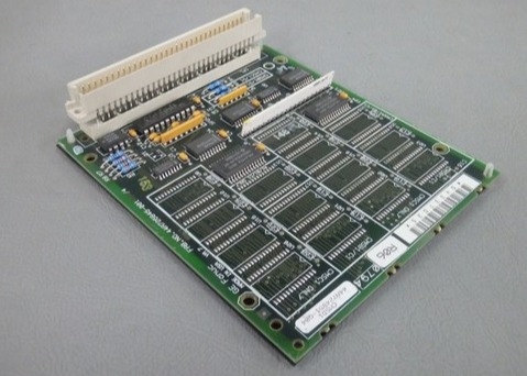 GE Fanuc IC697MEM713 PLC's Machine Control Geheugenmodule Serie 90-70 CMOS