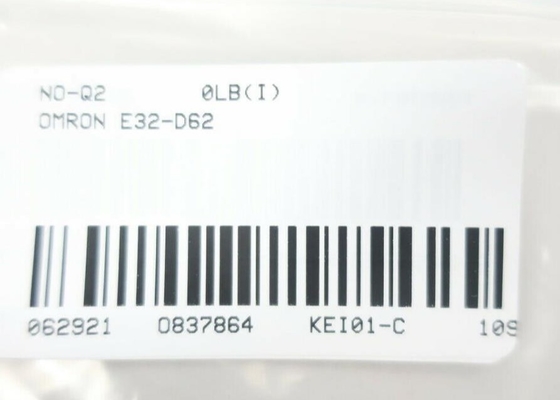 Omron E3Z-D62 02Z10M Photoelectric Switch Sensor 12 - 24 VDC 26,4 maximum VDC maximum 100 mA