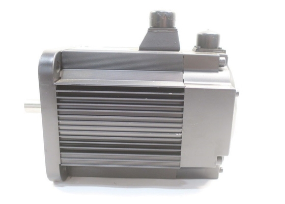 YASKAWA USAFED-15-HG11 Servomotor 2000 tpm SHAFT W/ UTOPI-600UB ENCODER