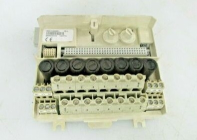 ABB 3BSE013238R1 Module Terminatie-eenheid Uitgebreid 250V Zekeringklemmenblok