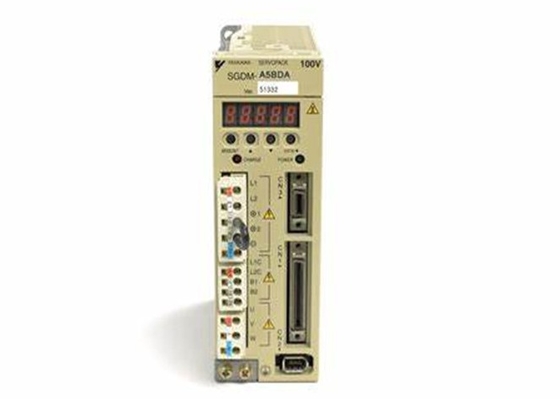 Brandnieuwe Yaskawa Industrial Servo Drives SGDM-A5BDA Originele