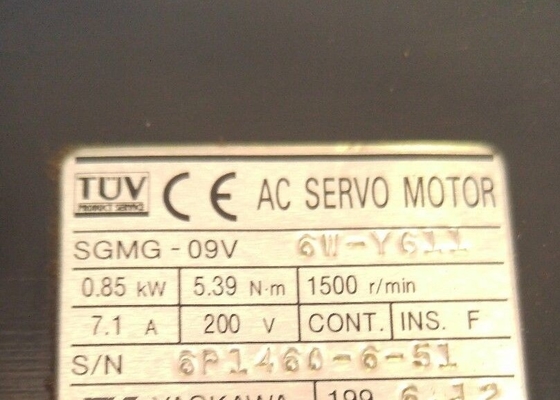 Yaskawa sgmg-09V 6W-YG11 SERVOmotor 0,85 kW 5,39 NM 1500 R/MIN 10,7 AMPÈRE