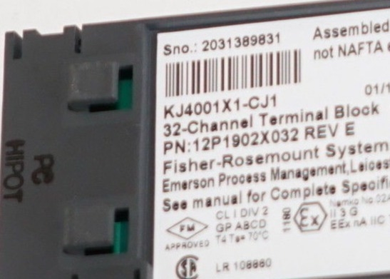 EMERSON KJ4001X1-CJ1 32-kanaals klemmenblok 30 VDC 1 mm piek 150 Hz