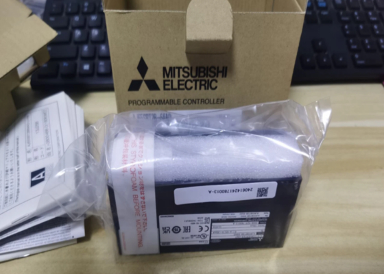 AJ65SBT2B-64AD Mitsubishi Universeel Model Redundante Voeding Module