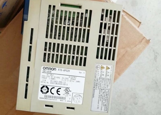 Lading van de Omronr7d-ap02h de Servobestuurder 2A 200V Al Digitale ServodiePWM-Methode op IGBT wordt gebaseerd