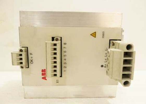 De Macht van SS823 3BSE038226R1 ABB de Controleeenheid van de Stemmingseenheid voor Overtollige Voeding