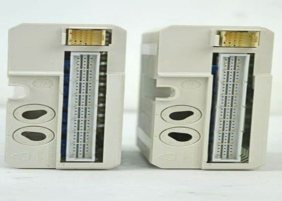 Digitaal de Outputrelais 8 van DO821 3BSE013250R1 Galvanische Geïsoleerde Kanalen van CH de individueel