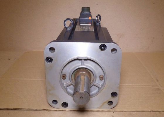 YASKAWA USAGED-44L22K SERVOMOTOR 4,4 KW 33 AMP 28,4NM 25IN-LB 1500 RPM AC BORSTELLOOS
