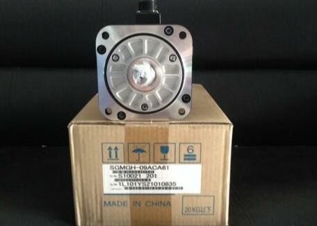 SGMGH-09ACA61 Yaskawa gloednieuwe industriële servomotor nieuw in doos