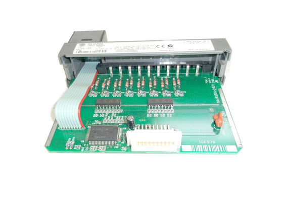 AB 1746-IB8, SLC 500 Digitale gelijkstroom-Inputmodule, Voltagewaaier van 10-30 Volts gelijkstroom