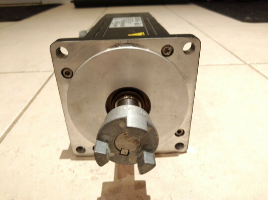 0MGE-455-CBNS-0000 EMERSON Control Techniques Motoren 230 VAC Laag Traagheidsmoment Motor