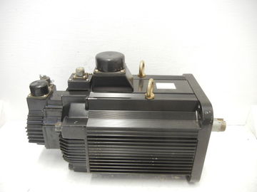 NEW Industrial Yaskawa Servo Motors 42.1A InsF AC SERVO MOTOR SGMGH-55A2A-YR12