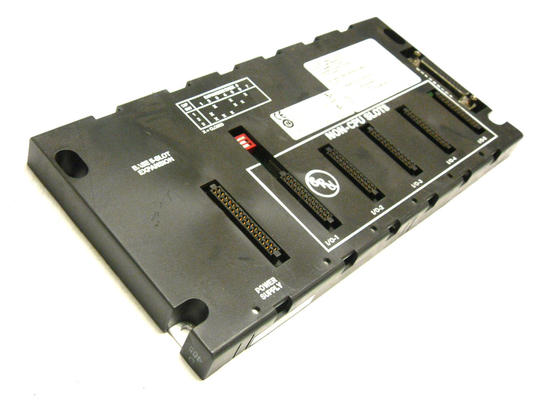GE FANUC IC693CHS398 ， 5-slot expansion baseplate ， Series 90-30 module