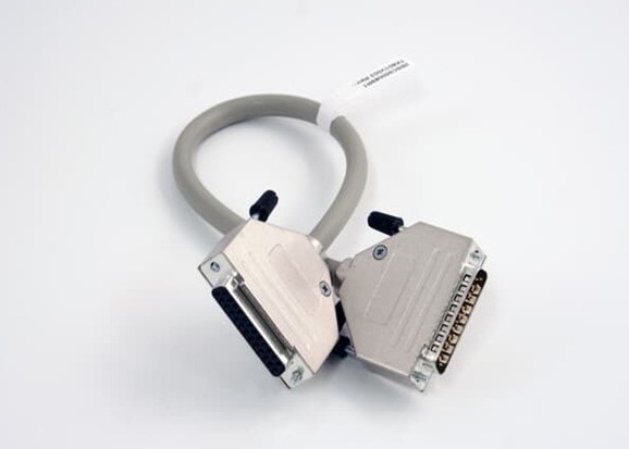 De Uitbreidingskabel 3BSC950089R1 0.3m Male-Female D-Sub 25 van ABB TK801V003 Modulebus