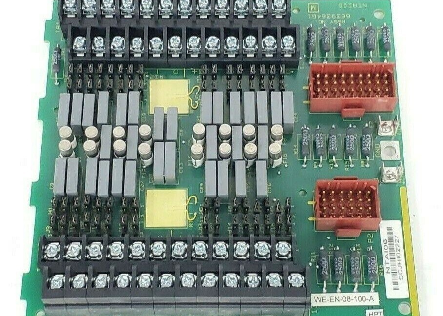 De Beëindigingseenheid Infi 90 16 Ingevoerd Universeel Analogon 0,5 Ampère 24 V Gelijkstroom van ABB NTAI06